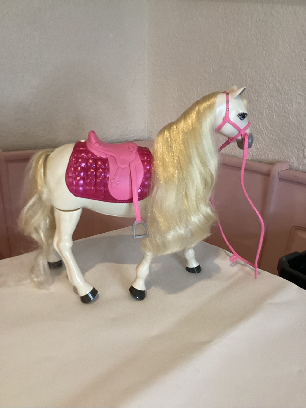 2016 Mattel Barbie Dream Horse Voice & Touch Activated Walking Tested